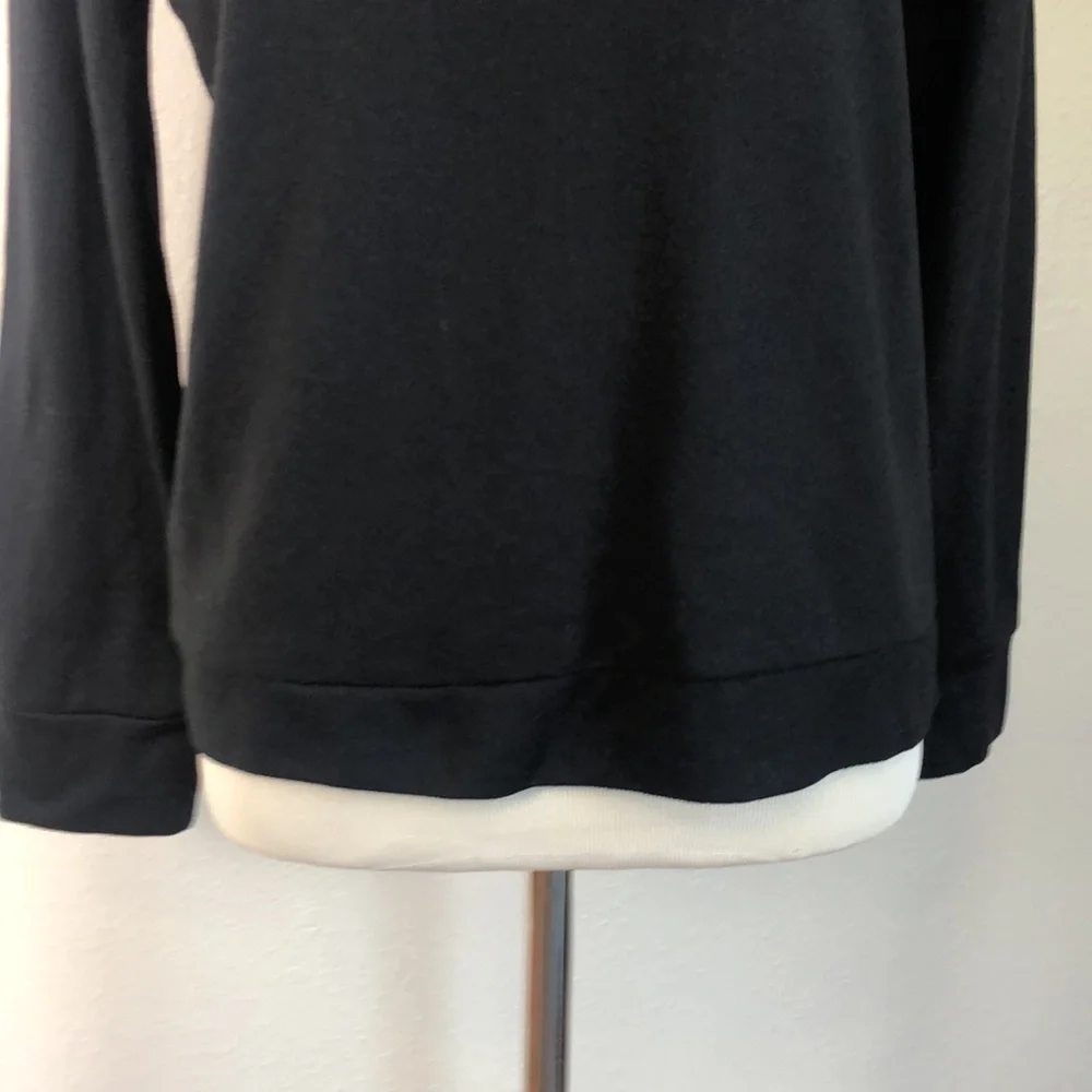 KATE SPADE‎ Women's Small Black Wink Lips Face Embroidered Sweatshirt Designer